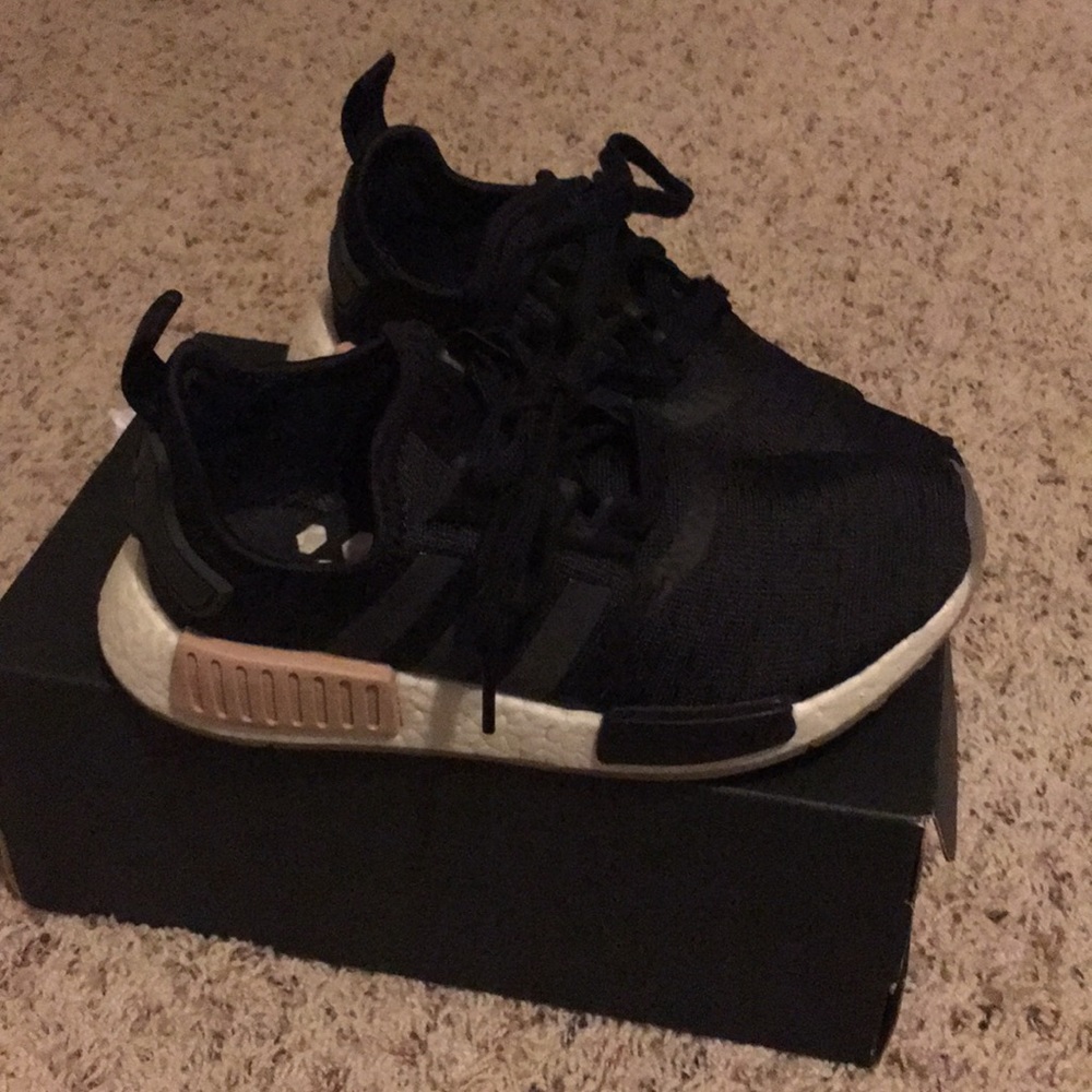 TRADING TO Brooklyn1052